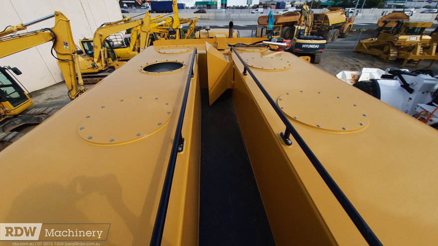 Caterpillar 730C, 730 Next Gen Water Tanks - Image 2