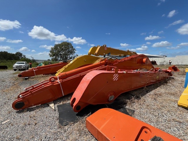 2025 21m Long Reach to Suit Hitachi ZX690 + Extra Counterweight