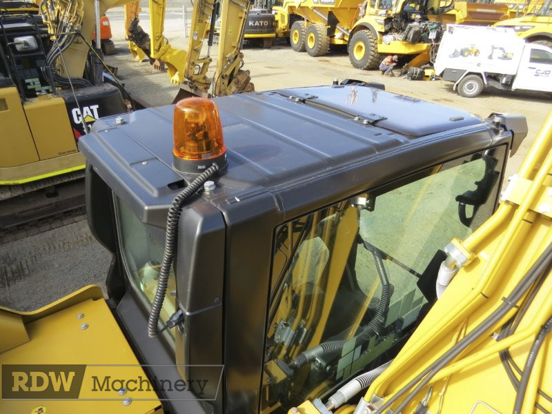 2018 Caterpillar 320 - Image 10