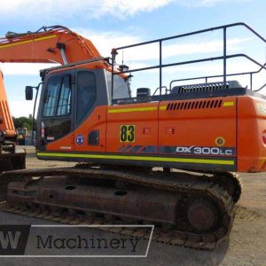 Doosan DX300LC Excavator