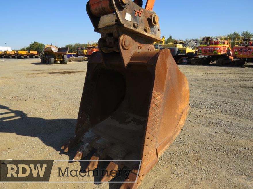 Hitachi ZX360LC-5 Excavator - Image 10