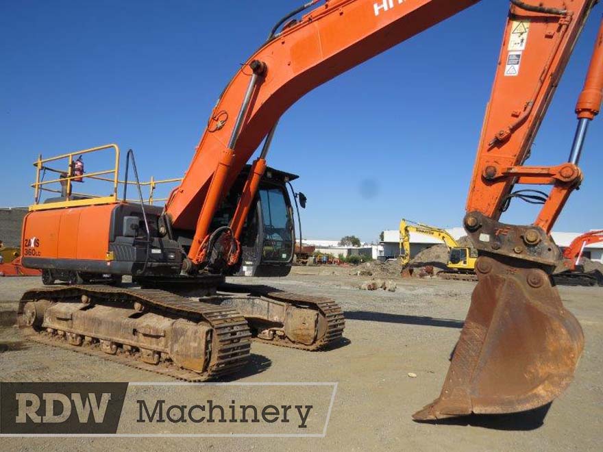 Hitachi ZX360LC-5 Excavator - Image 8