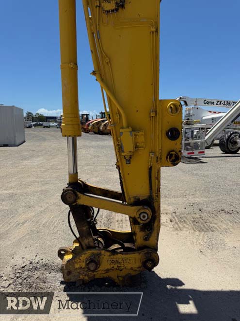 2013 Komatsu PC200LC-8 - Image 10