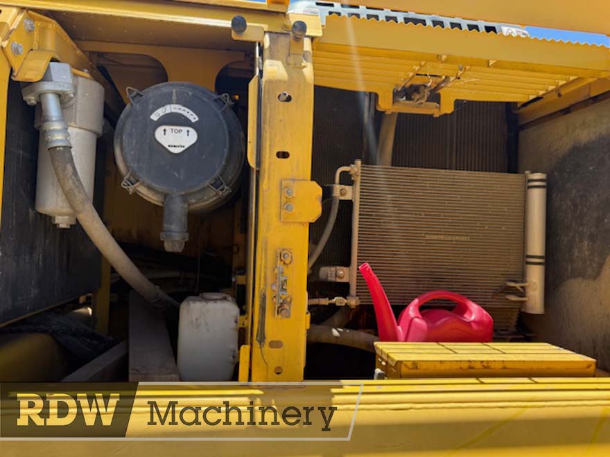2013 Komatsu PC200LC-8 - Image 13