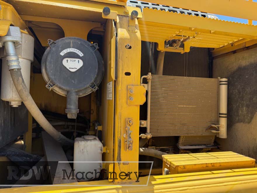 2013 Komatsu PC200LC-8 - Image 14