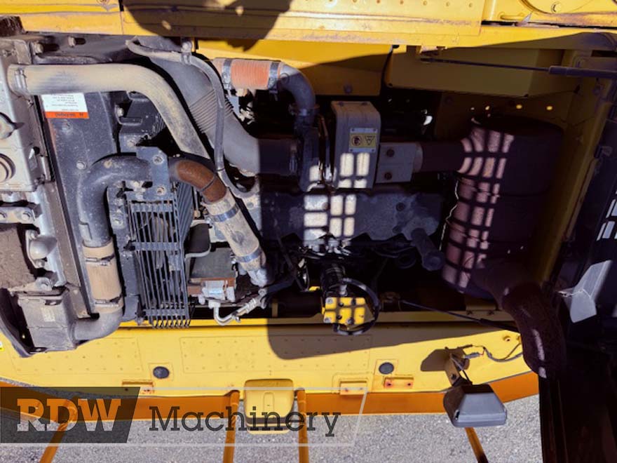 2013 Komatsu PC200LC-8 - Image 18