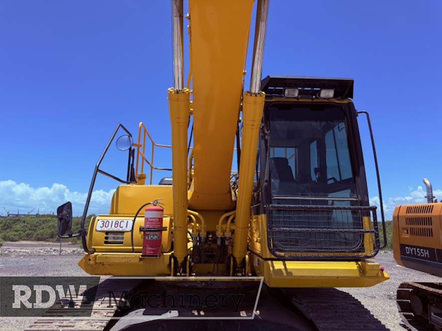 2013 Komatsu PC200LC-8 - Image 3