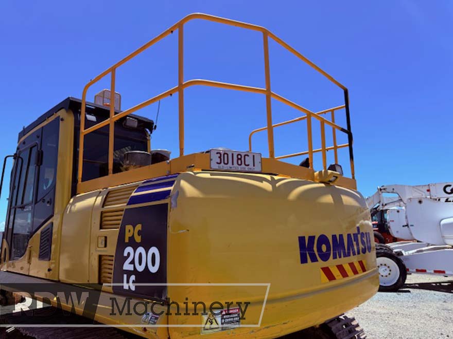 2013 Komatsu PC200LC-8 - Image 7