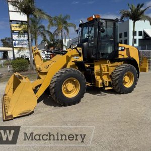 2015 Caterpillar 910K