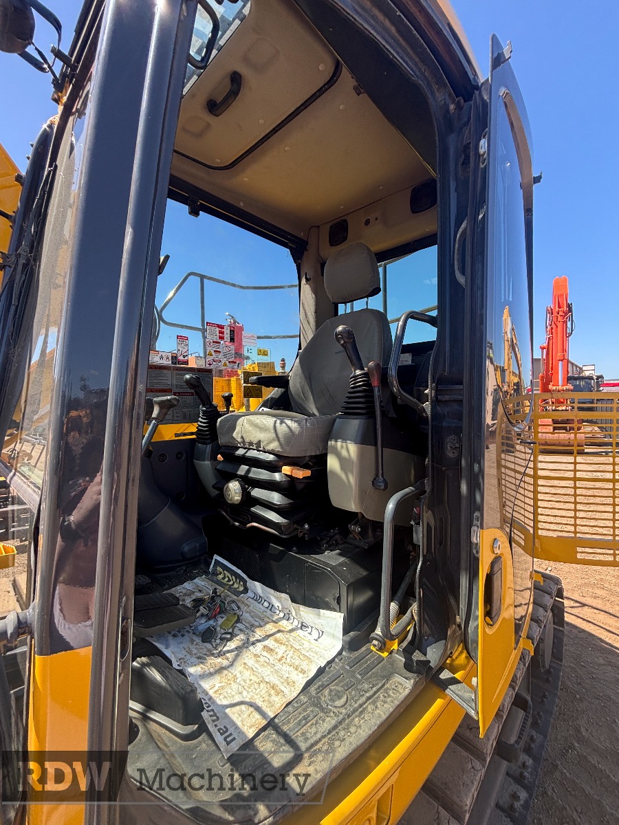 2017 Komatsu PC138us-8 - Image 13