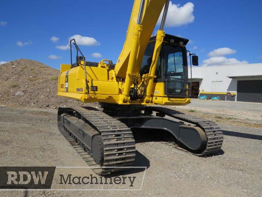 Komatsu PC300LC-8 Long Reach Excavator - Image 7