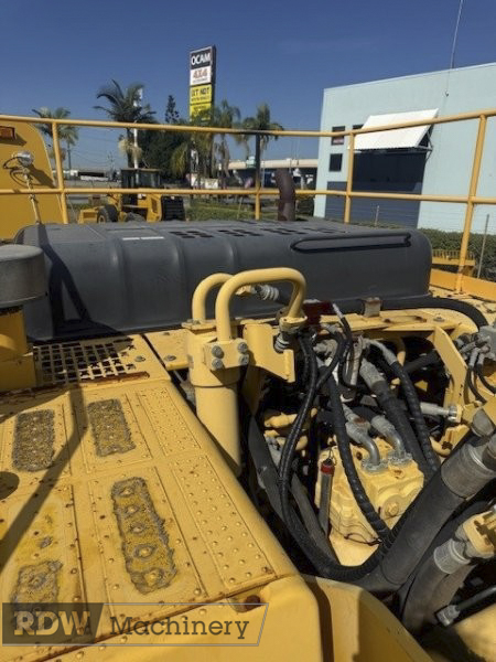 2013 Komatsu PC300LC-8 - Image 7