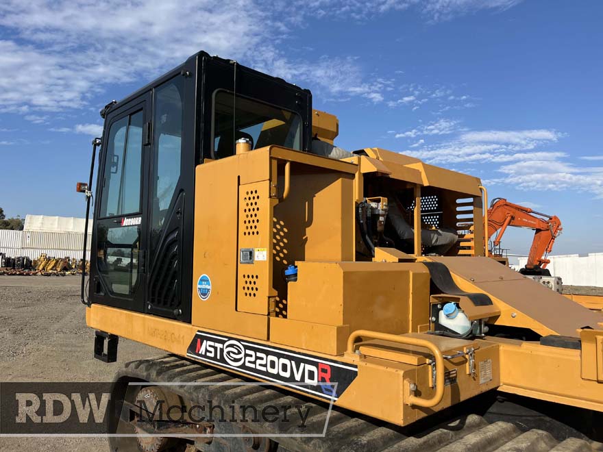 2020 Morooka MST 2200 VDR Dump Truck - Image 7