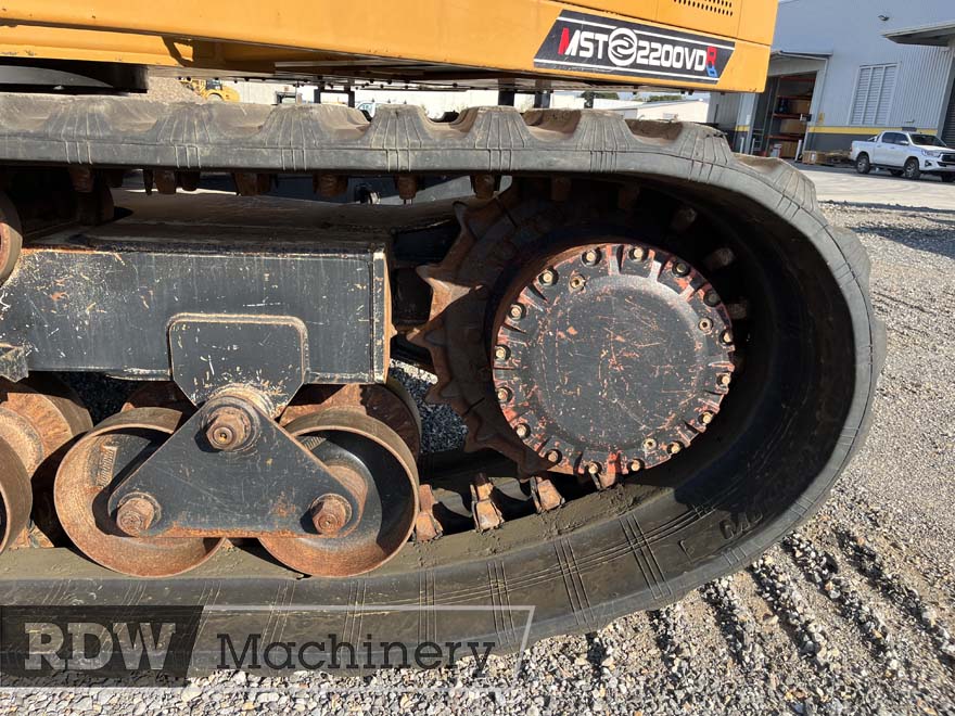 Morooka MST 2200 VDR Dump Truck - Image 9