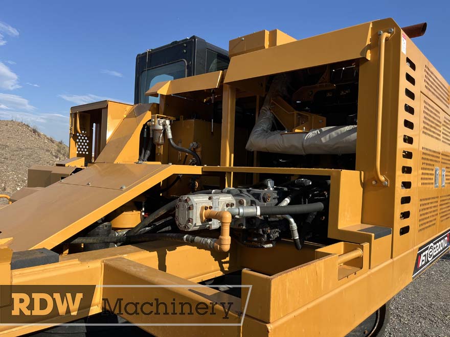 Morooka MST 2200 VDR Dump Truck - Image 13