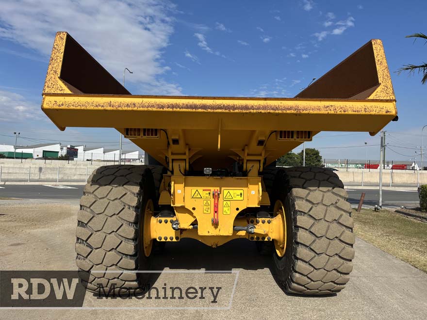 Volvo A40G Dump Truck - Image 10